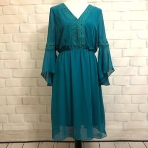 Beauport Stitch Fix Bell Sleeve Teal Dress Size 4